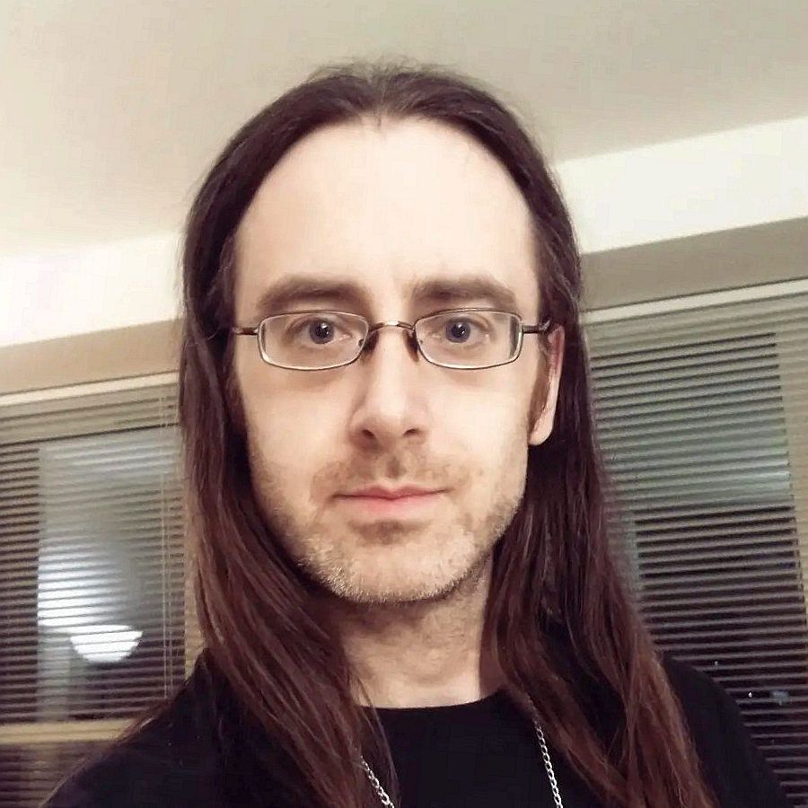 chris-avrich portrait